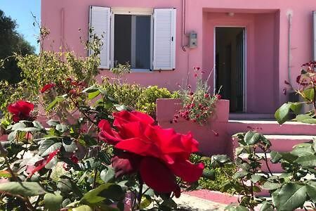 Pink House Pesádha Exterior foto